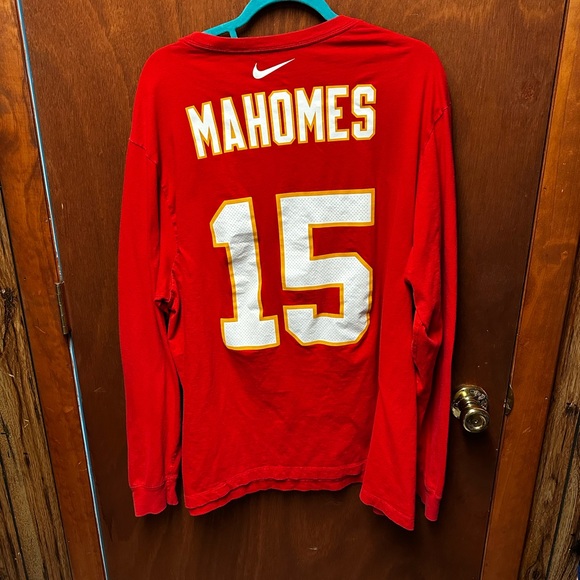 Nike Red Tee - Picture 2 of 3